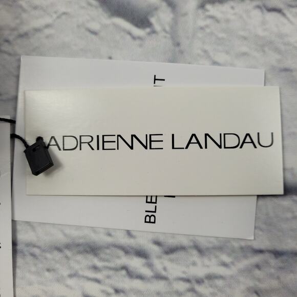 NWT Adrienne Landau Velvet Band White Earmuffs - Picture 12 of 14